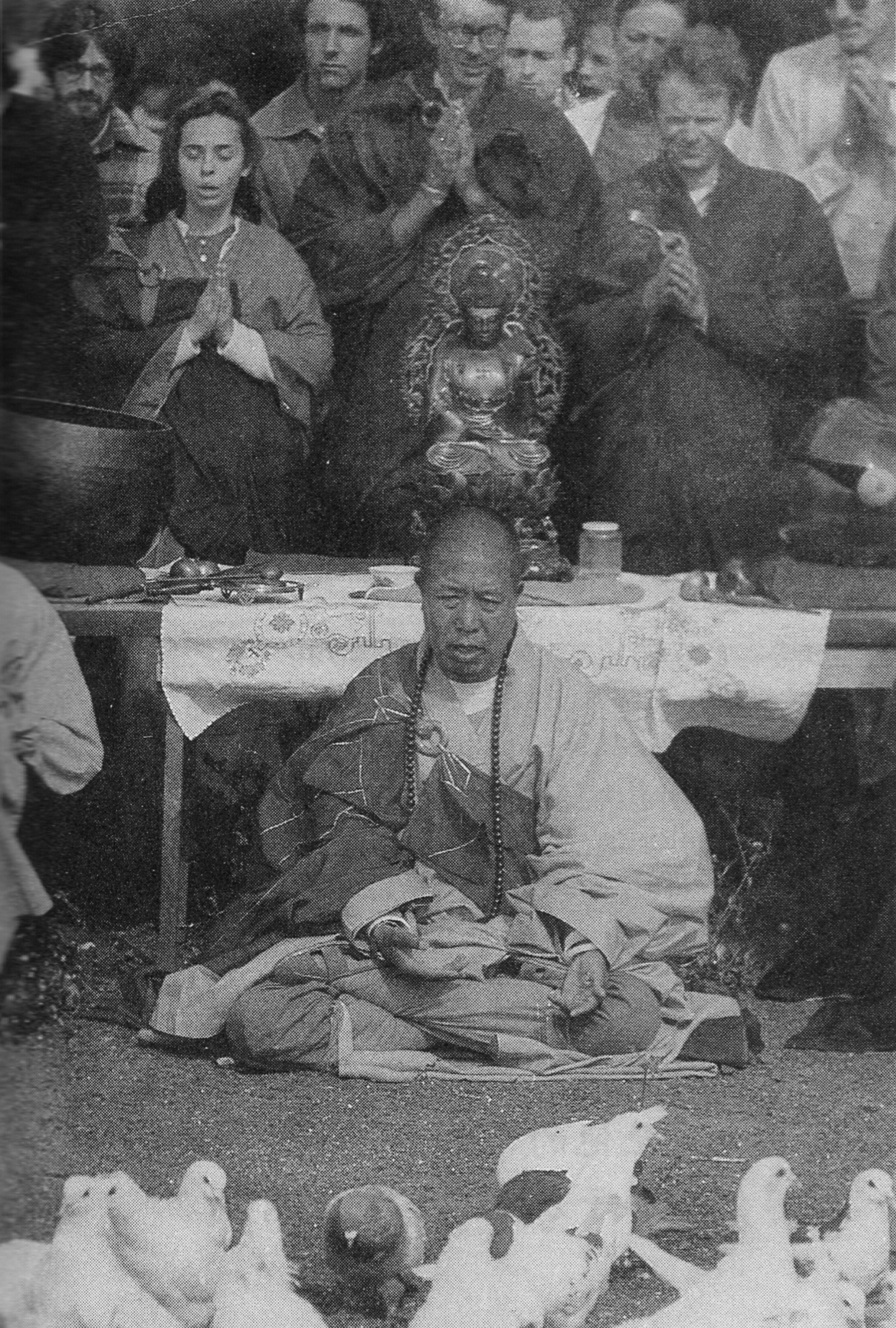 Ϻ׷˼ר2 - û ͷмIn Memory of the Venerable Master Hsuan Huan - Transformation of a Bodhisattva,