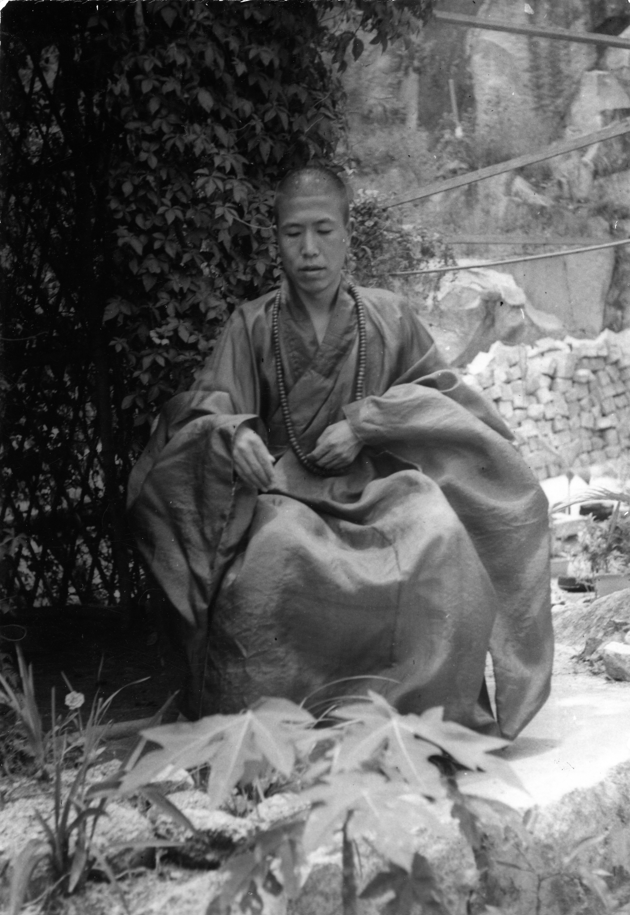 Ϻ׷˼ר2 - û ͷмIn Memory of the Venerable Master Hsuan Huan - Transformation of a Bodhisattva,